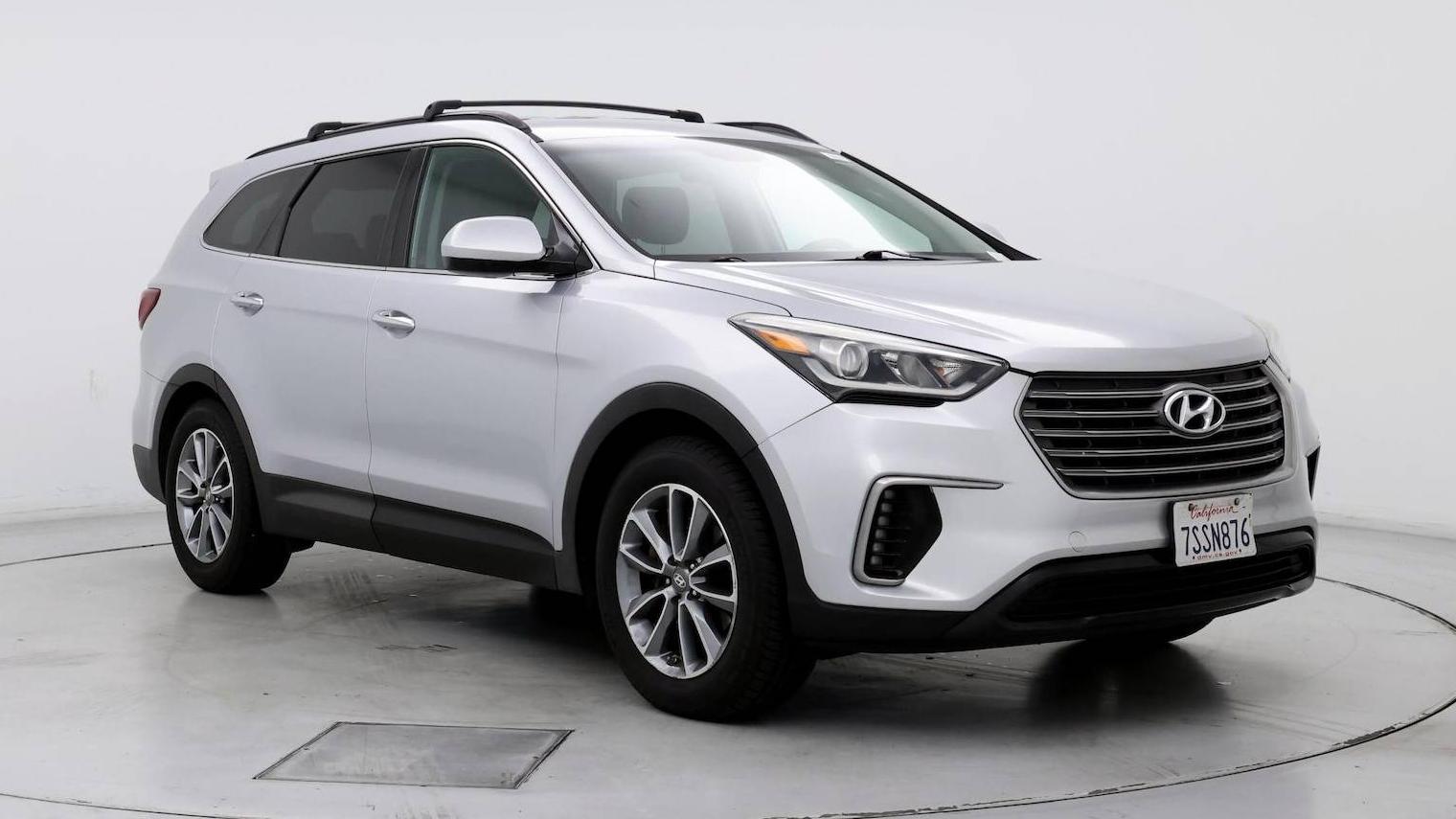 HYUNDAI SANTA FE 2017 KM8SM4HF9HU192080 image